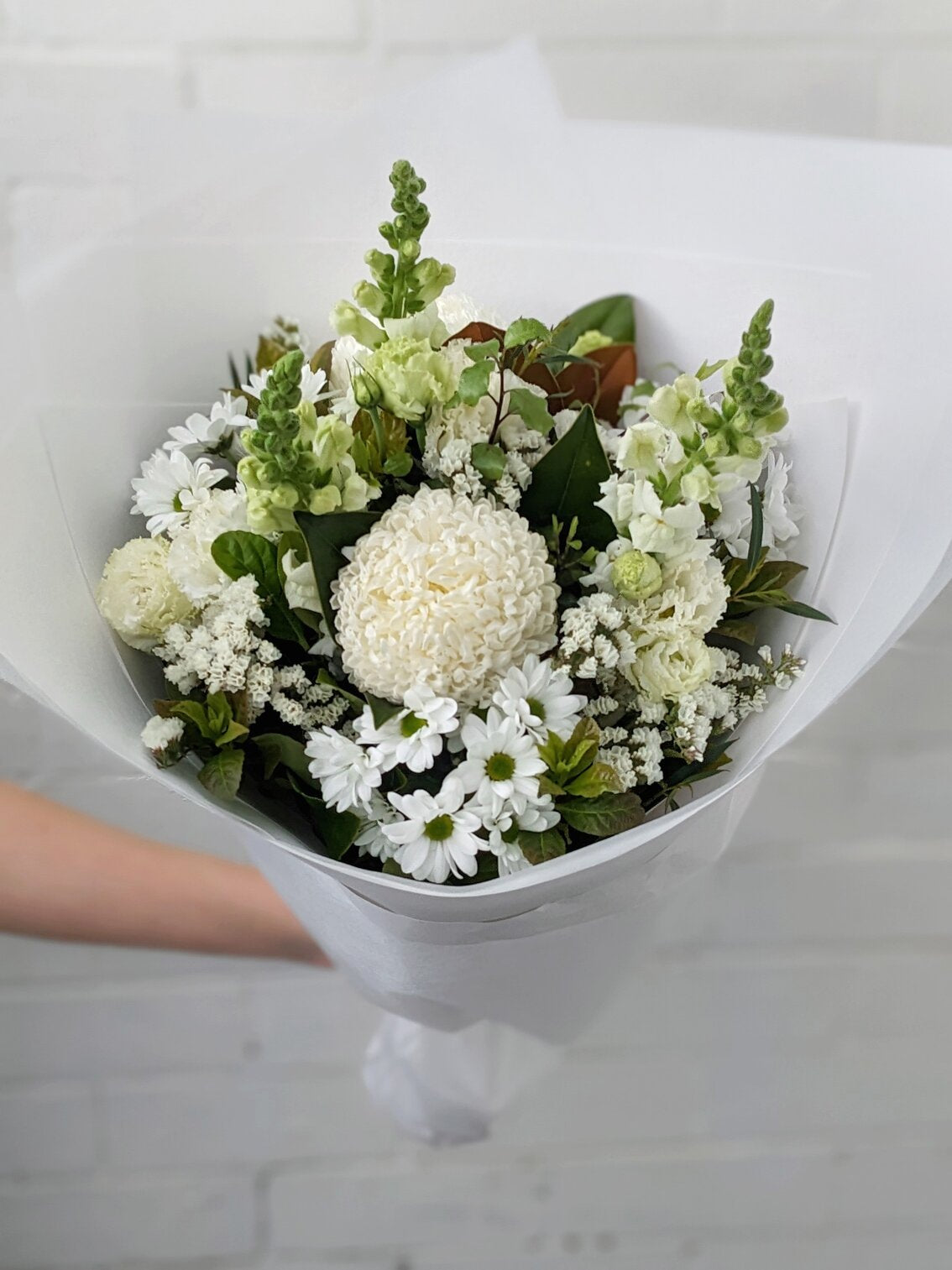 Classic White Bridge Road Florist