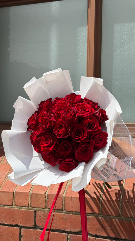 Red Roses En Masse - Valentines Day